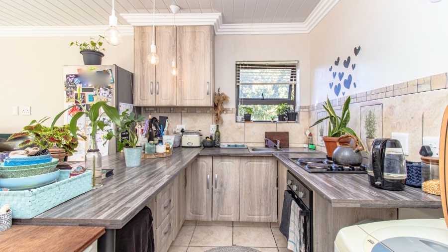 1 Bedroom Property for Sale in Sandbaai Western Cape